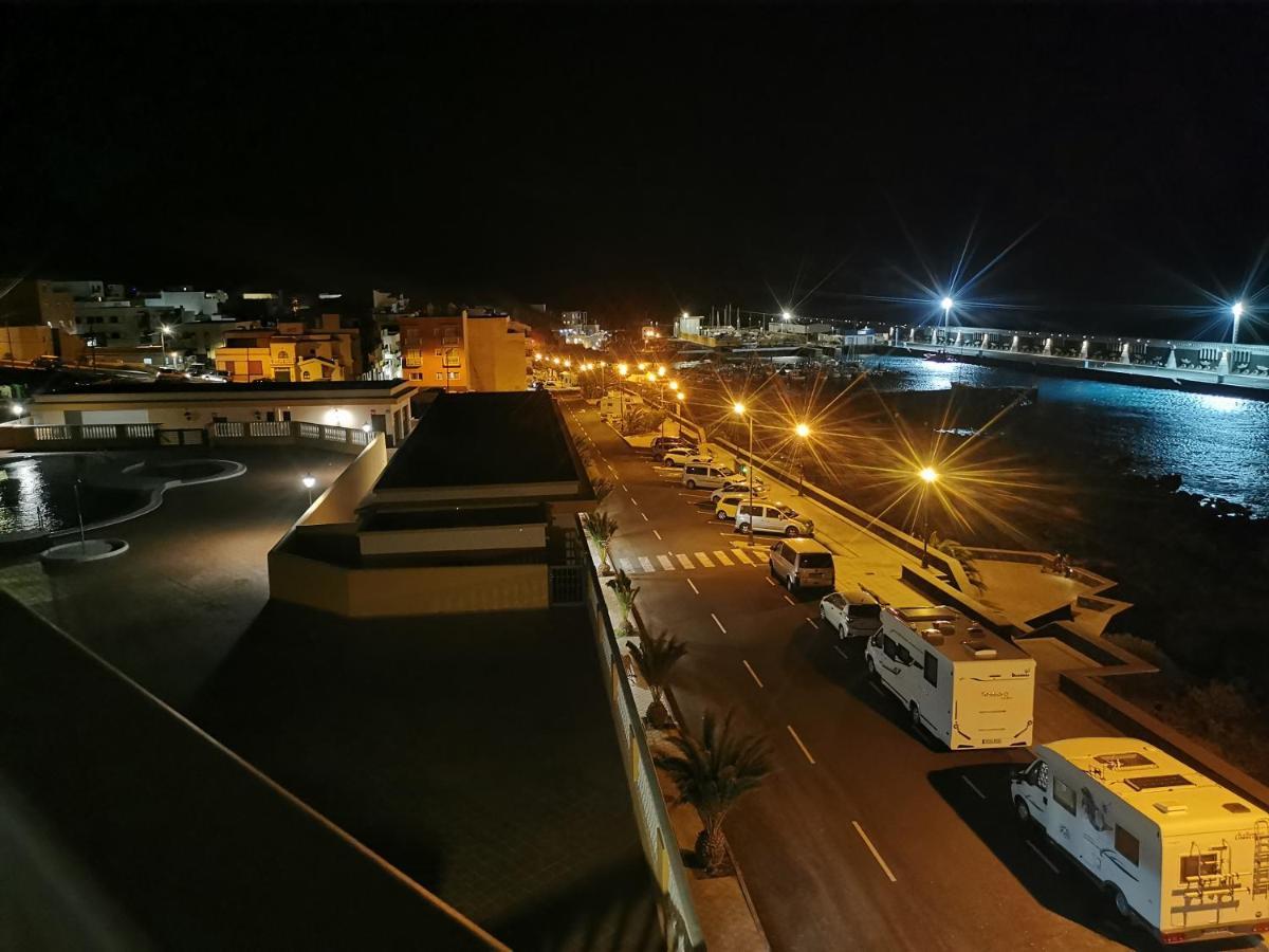Apartamento Con Maravillosas Vistas En Primera Linea La Restinga Bagian luar foto